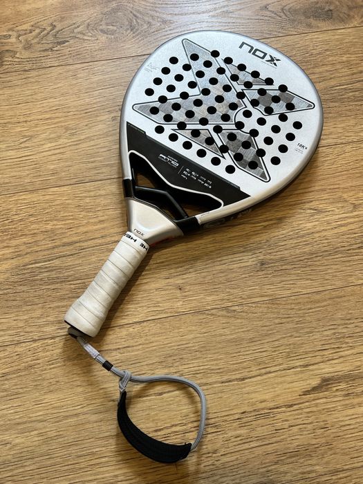Raquete Nox AT10 Genius 18k