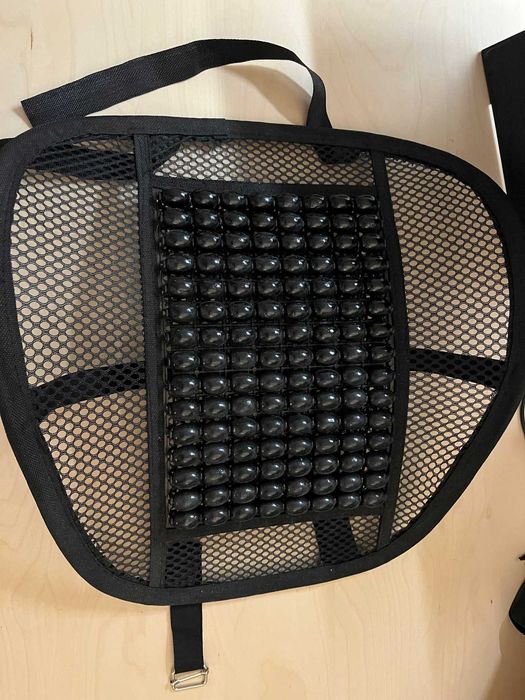 Apoio lombar ergonómico preto com massajador – novo