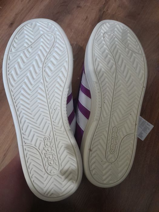 Buty Nowe adidas r.39