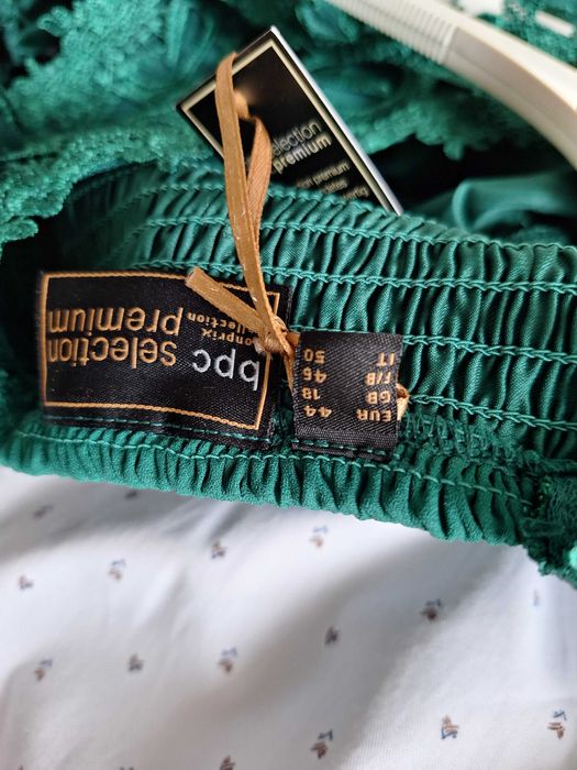 Sukienka r. 44 w kolorze butelkowej zieleni