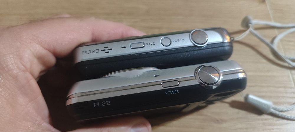 Zestaw aparatów cyfrowych Samsung PL22 i PL120