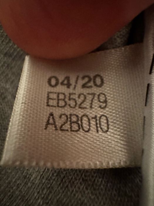 Худи кофта Adidas EB5279