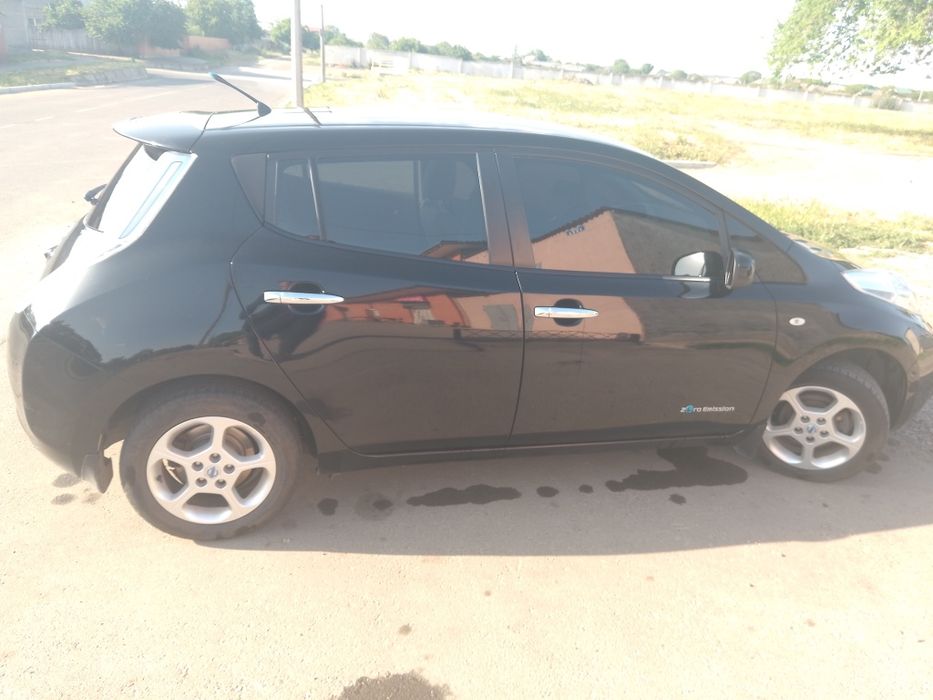 Продается Ниссан Лиф