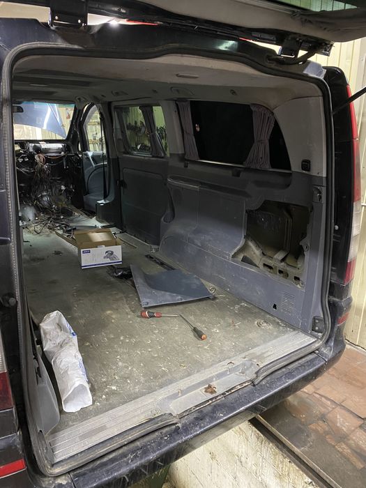 Продам оригинальный салон/обшивки на мерседес / Mercedes Вито / Vi