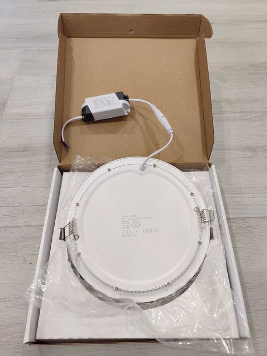 Foco LED 3000K e 6000K novo (40 unidades)