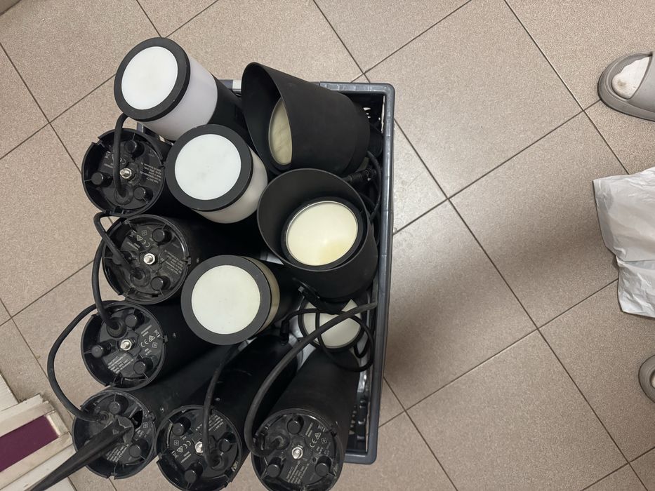 Philips Hue zestaw ogrodowy (9x Calla40см» 5хLILY XL 2x 100W, 9 kabli)