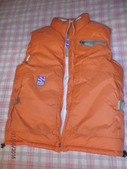 Kispo Coete sem Mangas