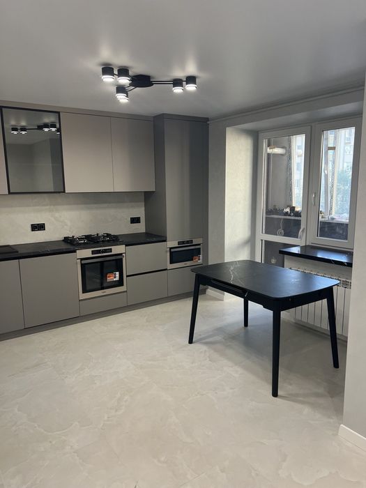 Ремонт квартир та будинків