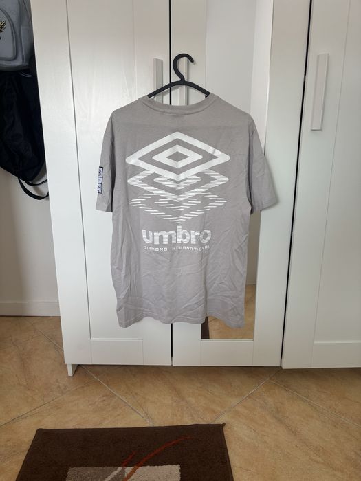 Tshirt da umbro cinzenta