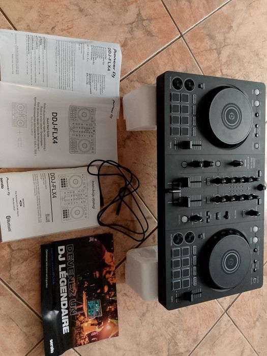 Konsola Pioneer  DDJ-FLX4