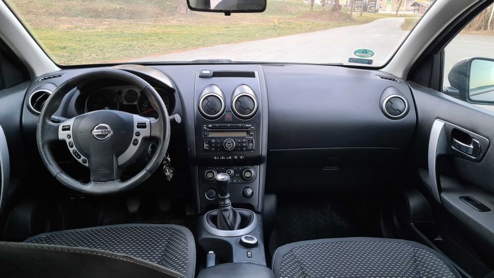 NISSAN QASHQAI 2.0L 150km 4x4 PANORAMA, czujniki, stan BDB