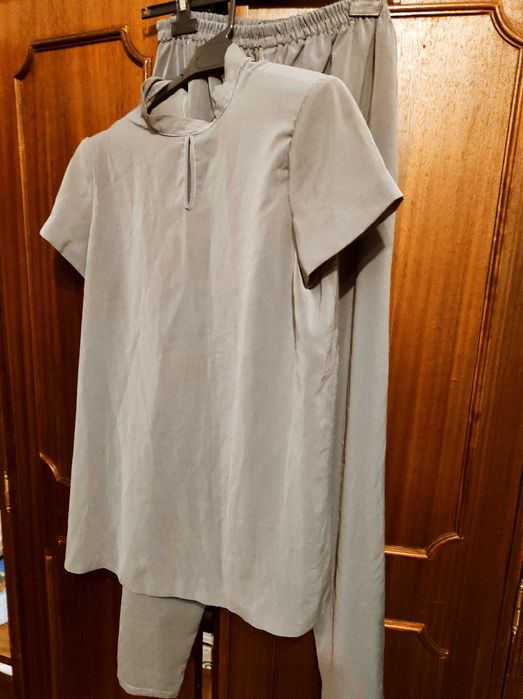 Fato de grávida confeccionado