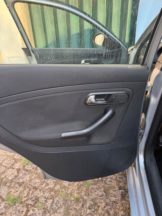 SEAT Córdoba 1.4 TDI 80cv – 2006 – Económico