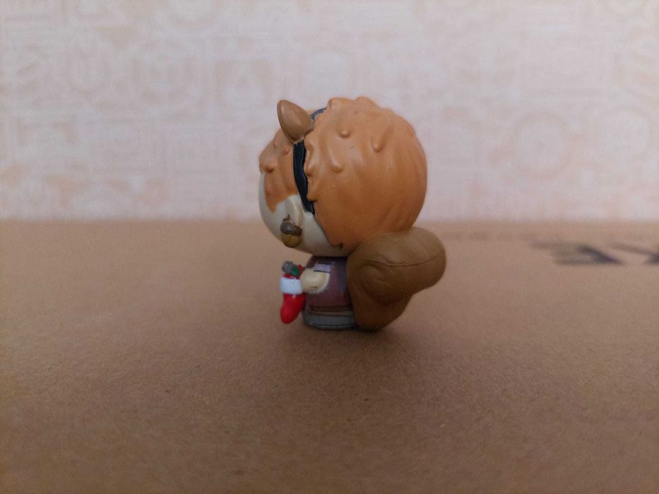 Figura Marvel Squirrel Girl