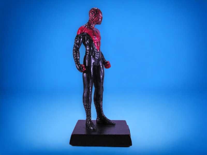 Figura inspirada em Ultimate Spider-Man da Marvel