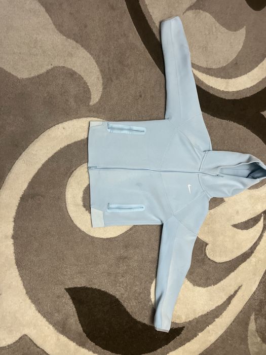 Nike tech fleece nokta
