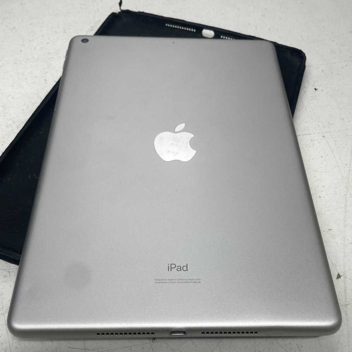 Планшет Apple iPad 10.2 (7 Gen) 2019 128GB (MW782) A2197 WiFI