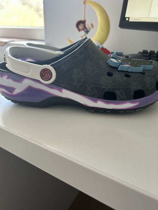 Crocs x Jujutsu Kaisen