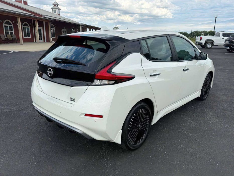 Nissan LEAF SV PLUS      2023