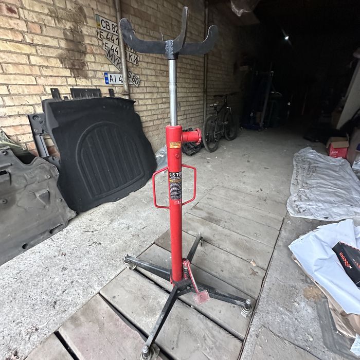 Продам Стійка трансмісійна гідравлічна 0,5 т Н=1140-1945mm TORIN TEL05004S