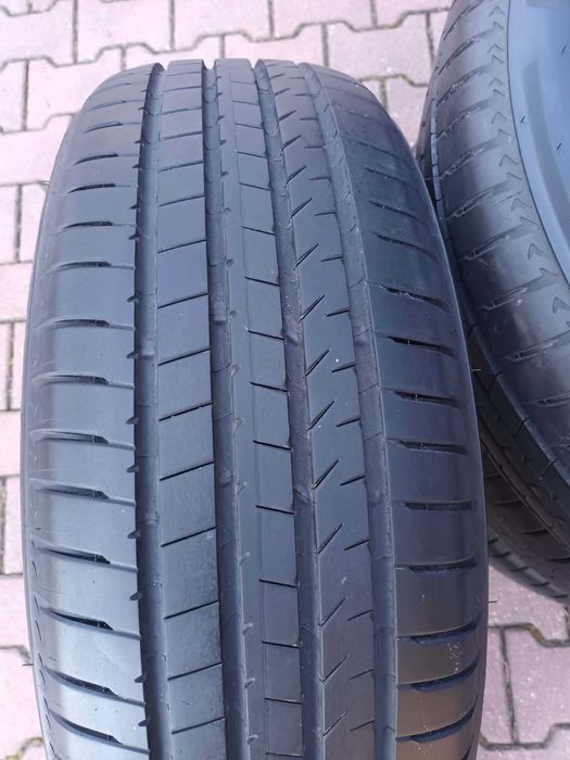 Sprzedam 4 opony letnie Bridgestone 800,- za komplet