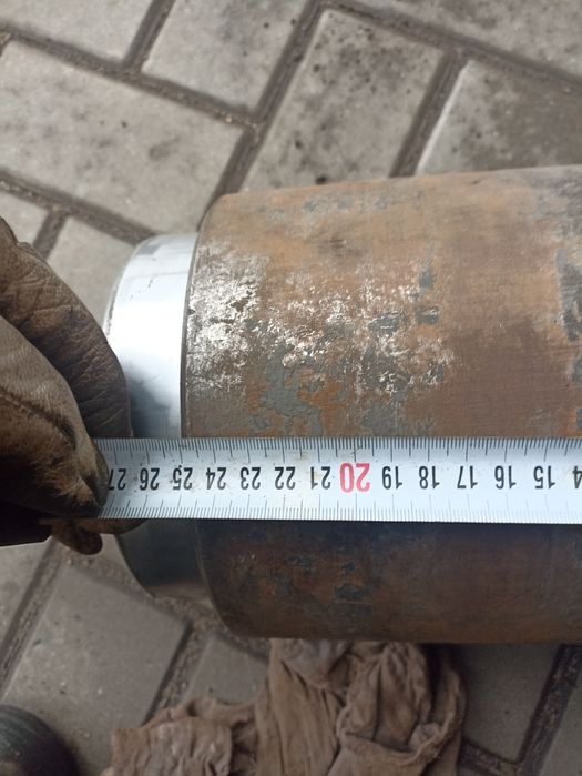 Sprzedam siłownik wywrotu ciężarowy