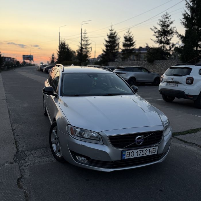 Volvo V70 2016 VIN YV1BW73CDG1375535 фото оголошення 3 з 11