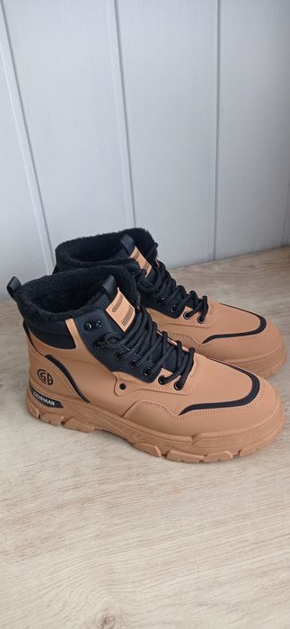 Buty zimowe 43-27,5 cm