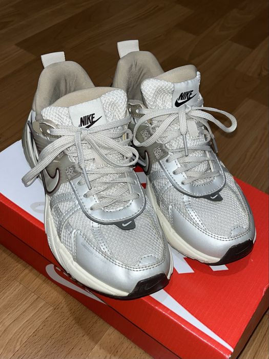 Кросівки Nike V2K Runtekk