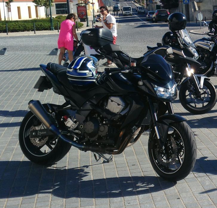 Kawasaki Z750 impecável