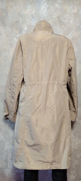 Елегантні жіночі плащі р.L