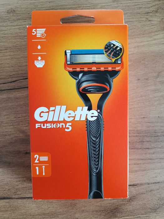 Golarka GILLETTE Fusion5 + 2 ostrza