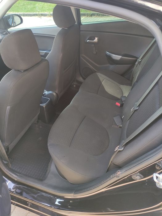 Кіа Ріо 2013року