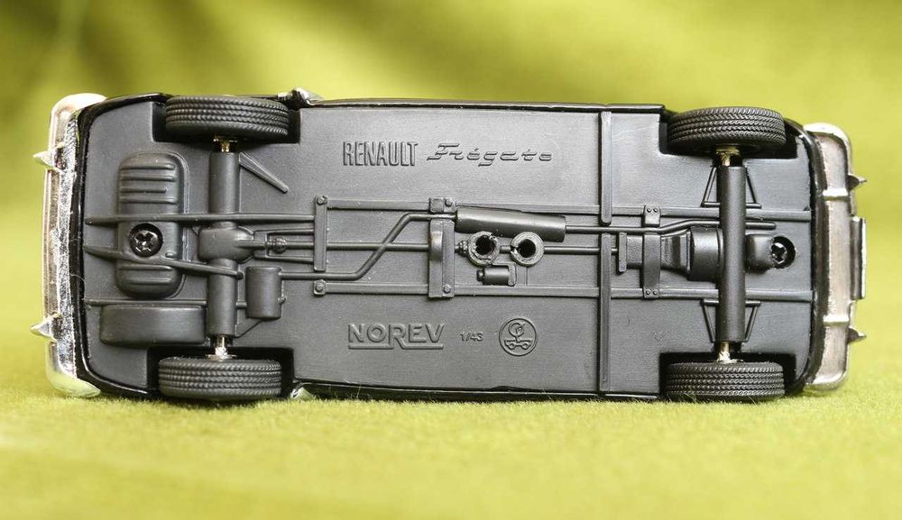 Renault Fregate 1959 model 1/43