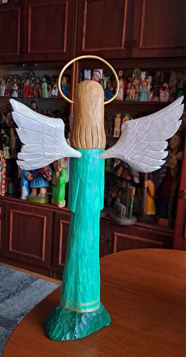 Anioł rzeźba ludowa