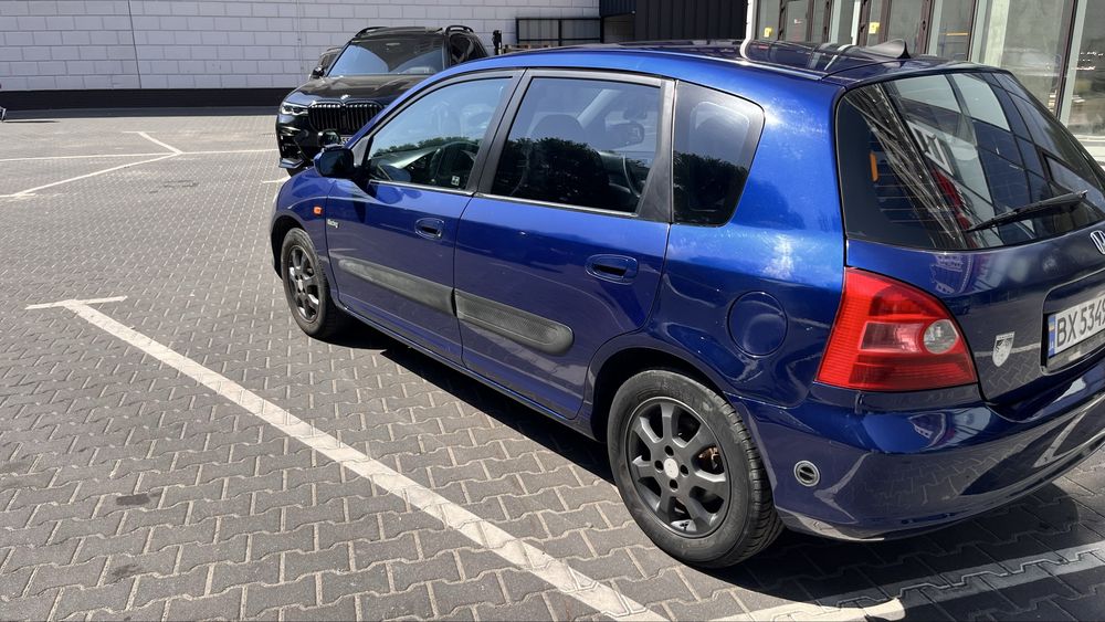 Honda Civic VII 2001 року