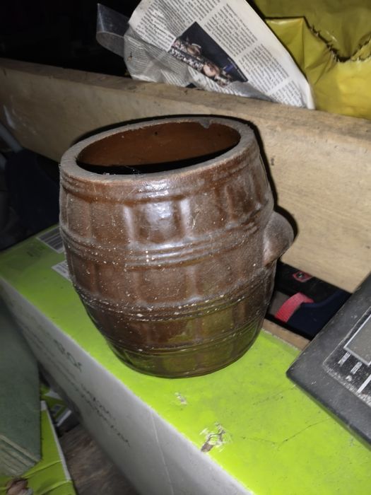 Garnki gliniane na ogórki kapustę