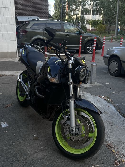 Мотоцикл Suzuki GSR 600 В доброму стані