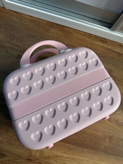 Kuferek podróżny hello kitty