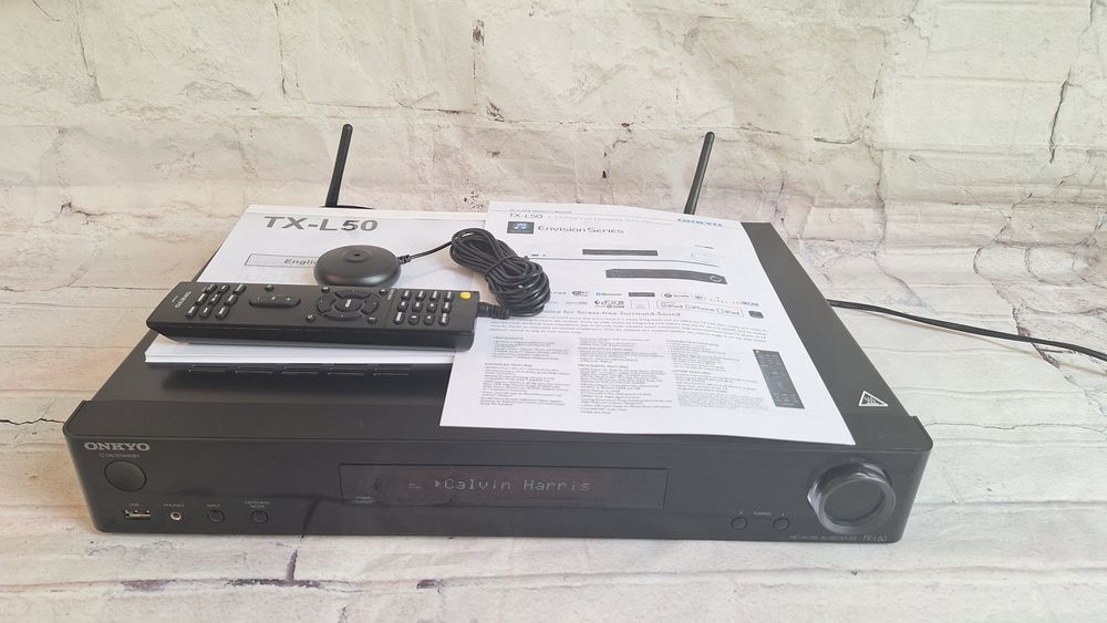 Nowoczesny płaski amplituner Onkyo TX-L50 Wi-Fi BT 4k60p net radio