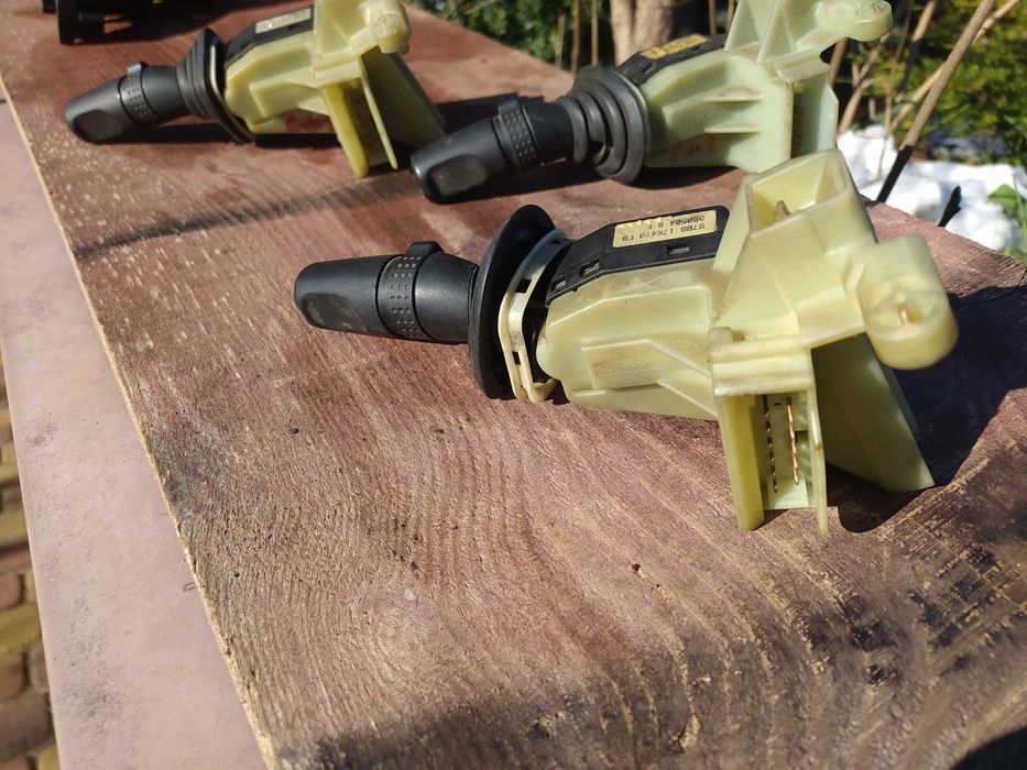 Підкермовий перемикач двірників 97BG-17K478 Mondeo Mk2