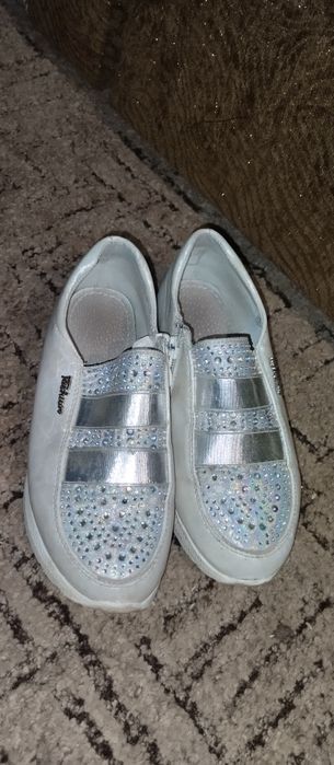 Продам ботинки в ідеальному стані