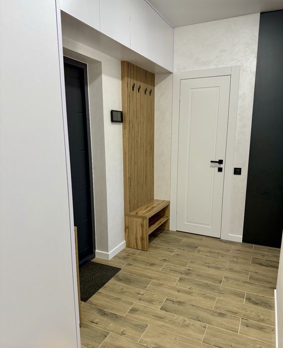 Продаж 2-кім. квартири в заселеній новобудові Грінвуд-2