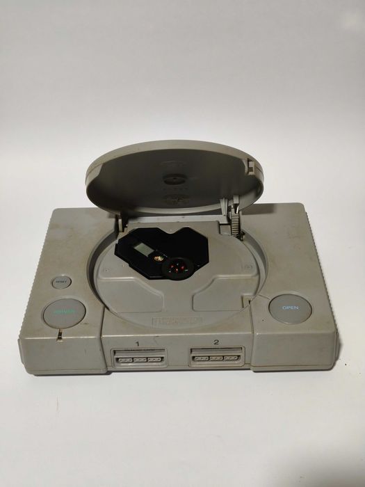 Consola Sony PlayStation 1 (PS1) Modelo Raro SCPH-1002 c/ Comando Gamester e Cabos