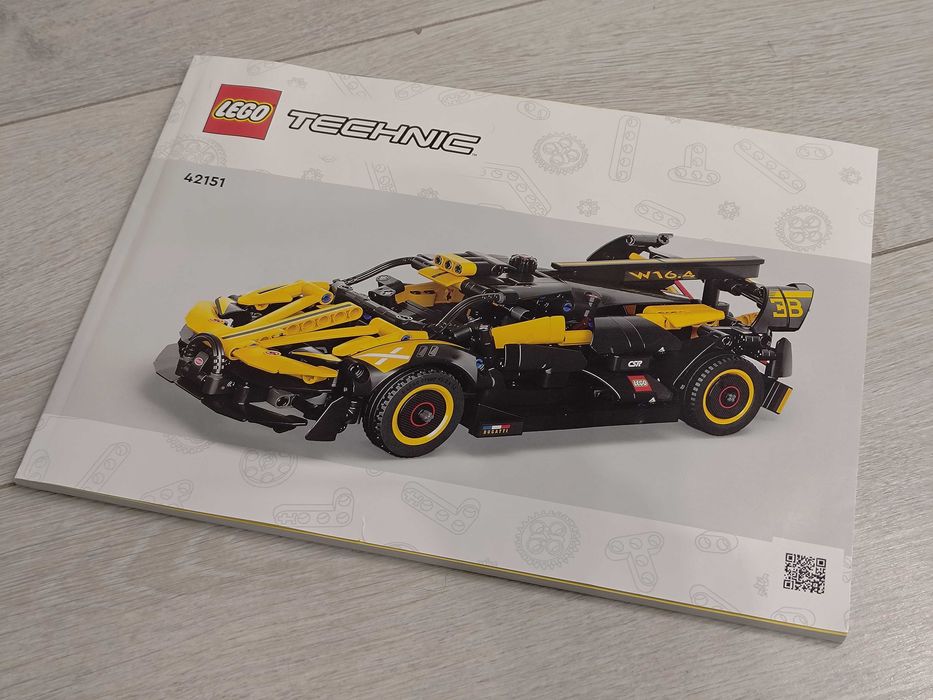 LEGO Technic 42151 Bugatti Bolide конструктор