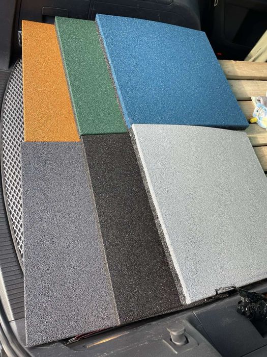 Гиря 12 кг чавунна металева, покрита вінілом