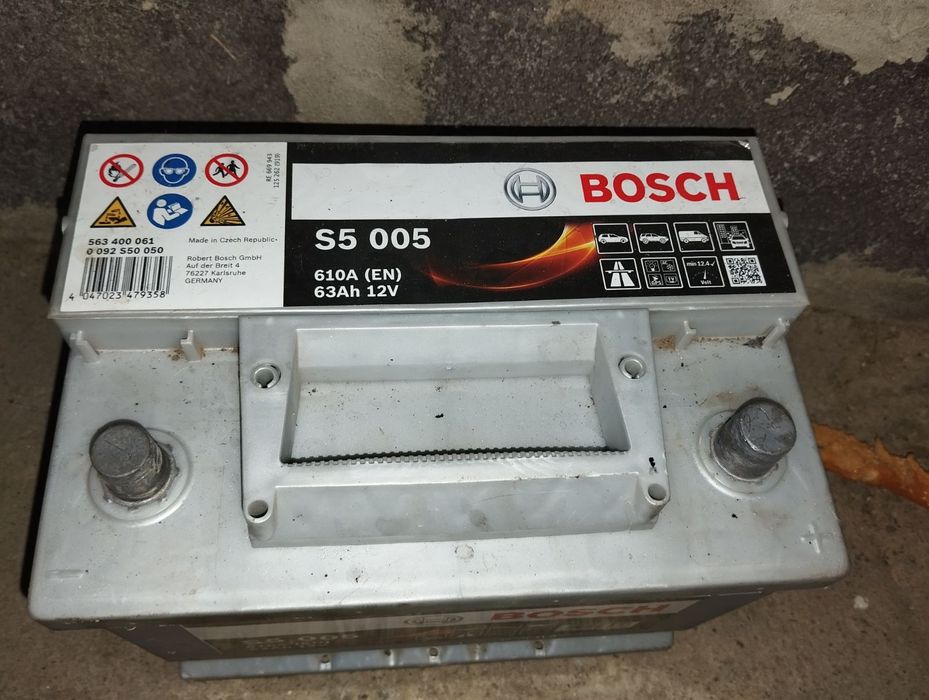 Новий АКБ Bosch 63A