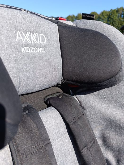 Axkid Kidzone - fotelik samochodowy 9-25kg