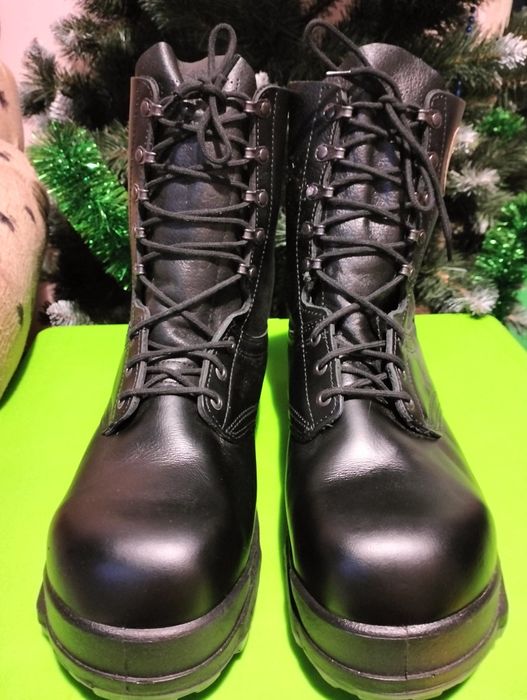 Берці з металевим носком