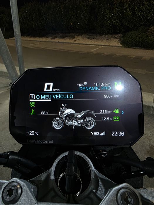 Vendo BMW F900R  2021